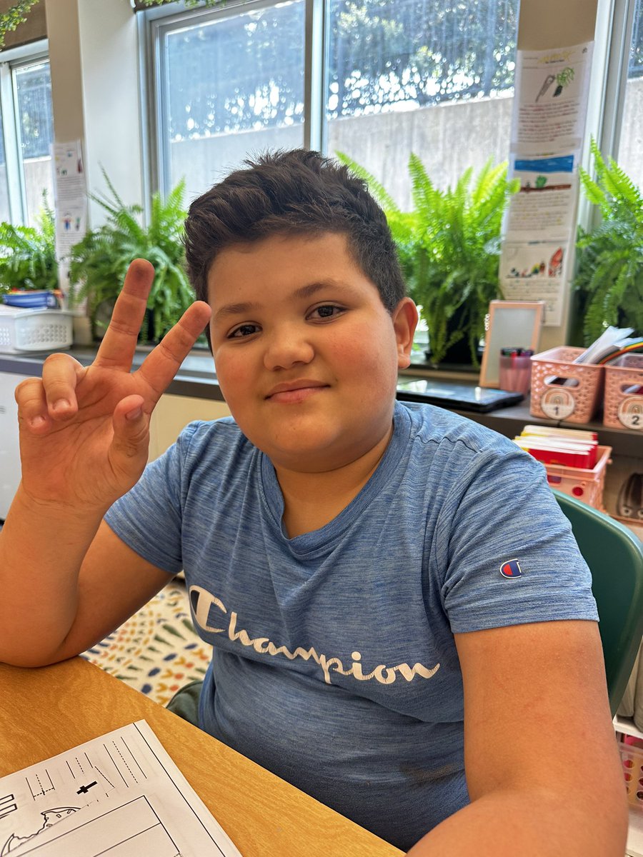 There are students each and every day that bring sunshine each day you work together! ☀️🥰 This 3rd grader is definitely one of them! <a href="/GreenIslandUFSD/">Green Island UFSD - Heatly School</a>