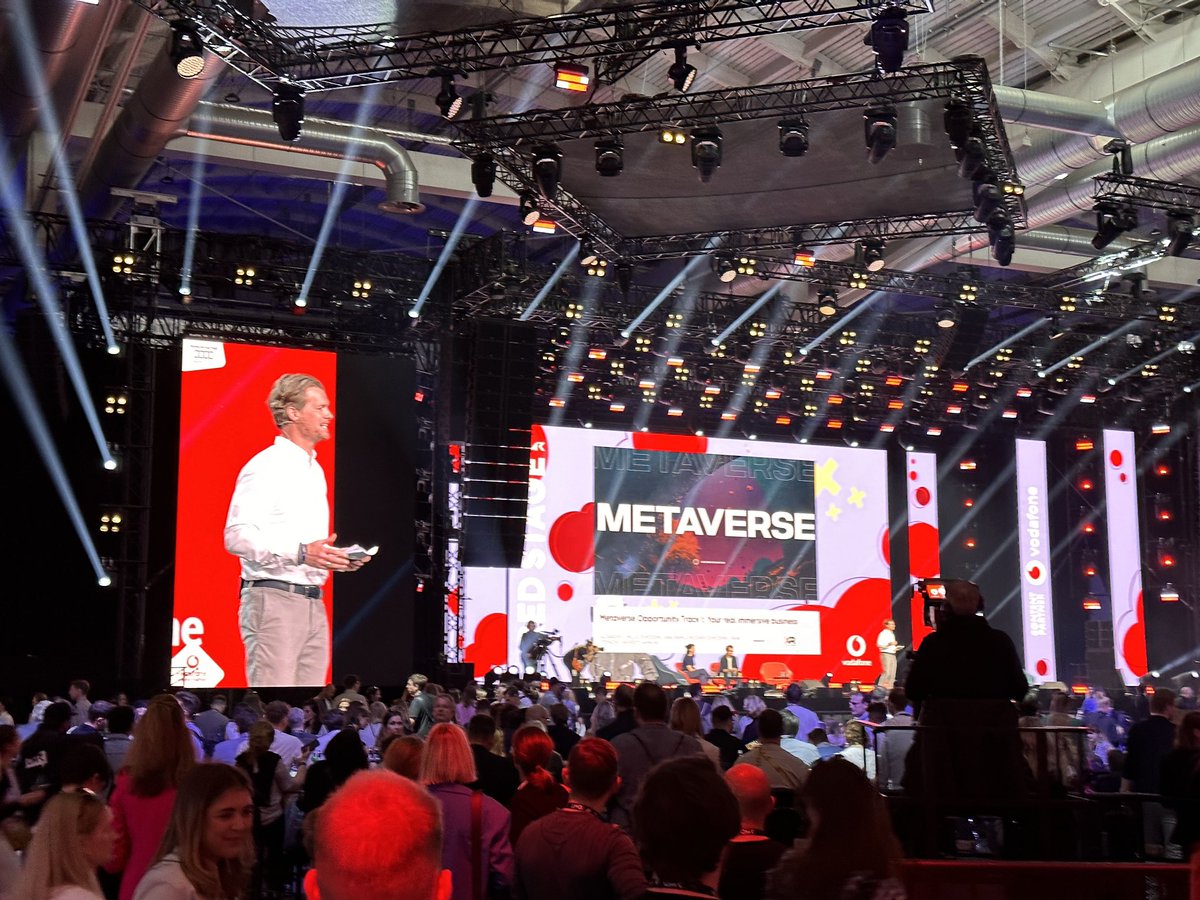 MC Biebear tweet media