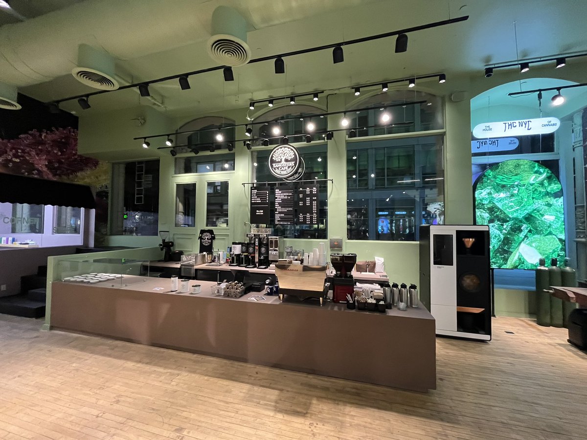 Excited to share that we have opened our first #brickandmotar location in #NYC at 427 Broadway in SOHO come and have a cup of the best #Coffee in the world. #Jamaica #veteranowned #bluemountaincoffee