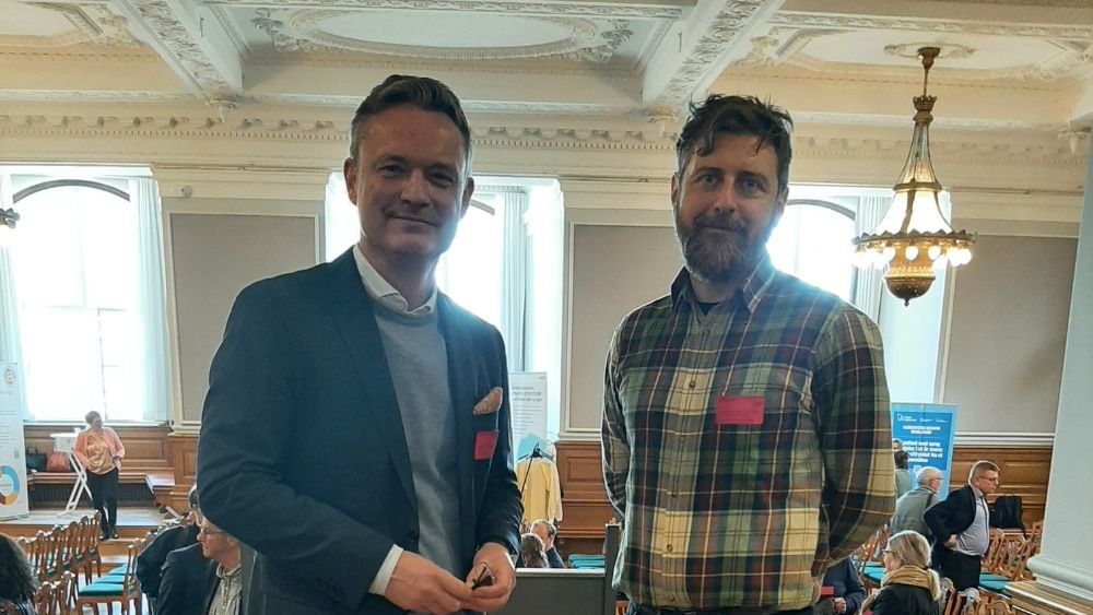 Jannik Jensen🌳🏥🌍🇩🇰 (@jannikjensen9) on Twitter photo "Creating a Sustainable Healthcare for us all with enthusiasm, professionalism & humor" I couldn't agree more😉Great presentations today in Copenhagen🇩🇰Grønne Hospitaler Konference😀Including sharing experiences from #GreenerNHS & <a href="/NHSEngland/">NHS England</a> by @DrNickWatts Brilliant day. THX🙏 "Creating a Sustainable Healthcare for us all with enthusiasm, professionalism & humor" I couldn't agree more😉Great presentations today in Copenhagen🇩🇰Grønne Hospitaler Konference😀Including sharing experiences from #GreenerNHS & <a href="/NHSEngland/">NHS England</a> by @DrNickWatts Brilliant day. THX🙏