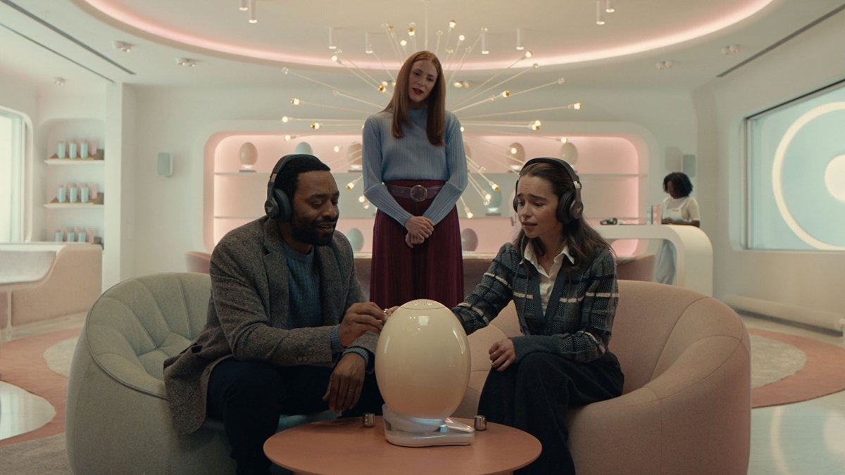 The Pod Generation starring Emilia Clarke and Chiwetel Ejiofor will open on August 11th hsx.com/TPODG #ThePodGeneration