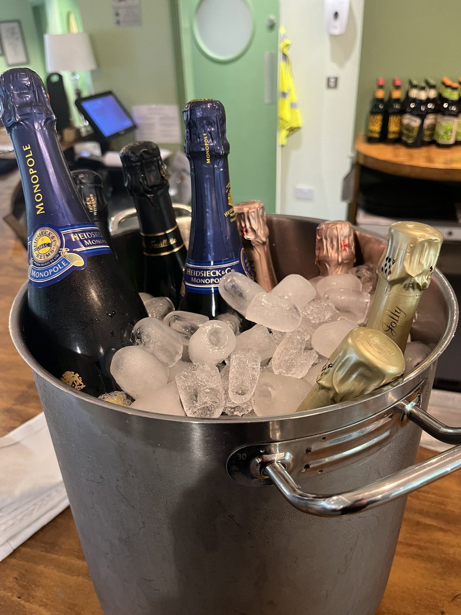 Mark Ashton FIH (@markashton14) on Twitter photo Our final tasting on our <a href="/SHTMatSurrey/">SHTMatSurrey</a> #gastronomy module is underway in <a href="/LakesideRandC/">Lakeside</a> with alumnus <a href="/LeonaDePasquale/">Leona De Pasquale DipWSET ๐น๐ผ๐ฌ๐ง๐ฎ๐น</a> leading the master class - chin chin! <a href="/anita_eves/">Anita Eves</a> Our final tasting on our <a href="/SHTMatSurrey/">SHTMatSurrey</a> #gastronomy module is underway in <a href="/LakesideRandC/">Lakeside</a> with alumnus <a href="/LeonaDePasquale/">Leona De Pasquale DipWSET ๐น๐ผ๐ฌ๐ง๐ฎ๐น</a> leading the master class - chin chin! <a href="/anita_eves/">Anita Eves</a>