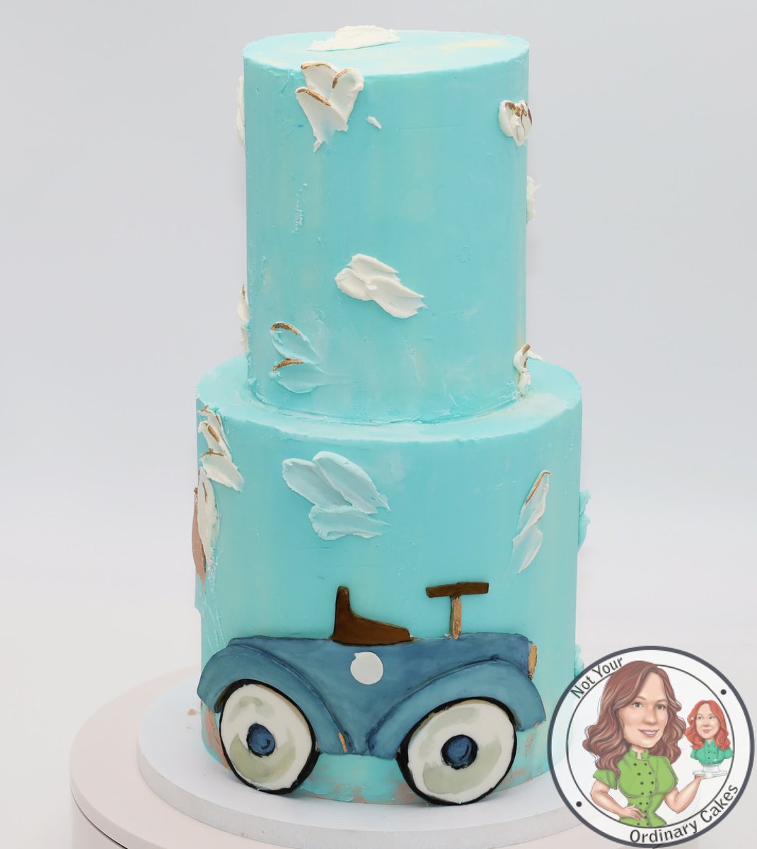 nyocakes's tweet photo. Who doesn't enjoy a lovely drive with blue skies and tiny clouds?  
 https://t.co/oMWZV9xQkr
#HoustonBakeryLife #bespoke #bakery #cake #notyourordinarycakes #nyocakes #sweetcake #weddingcake #amazingcakes #houstoncakes #carcake #sky #cakeboss #Cakeoftheday https://t.co/eE3CE5N9gc
