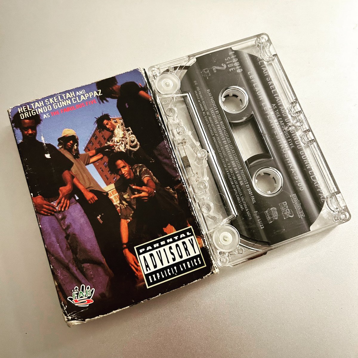 hiphopgods's tweet photo. Heltah Skeltah and Originoo Gunn Clappaz as The Fabulous Five - Blah / Leflaur Leflah Eshkoshka
#solidside #blah #liquidside #leflaurleflaheshkoshka #duckdown #priority #records #classic #hiphop #cassette #ripchimodu #heltahskeltah #ripseanprice #originoogunnclappaz #hiphopgods https://t.co/ui5OkpY1cd