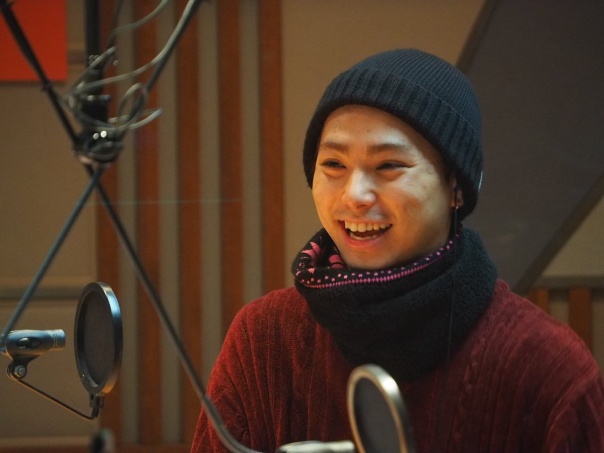 sir_murakami's tweet image. nijiro went to a waldorf school (steiner education). Its aim is to engage head, heart, and hands or thinking, feeling, and doing. He had an unusual growth. He wasn't allowed to use social media or electronic devices: "I hated it at the time, but now i'm glad."🖊
#NijiroMurakami