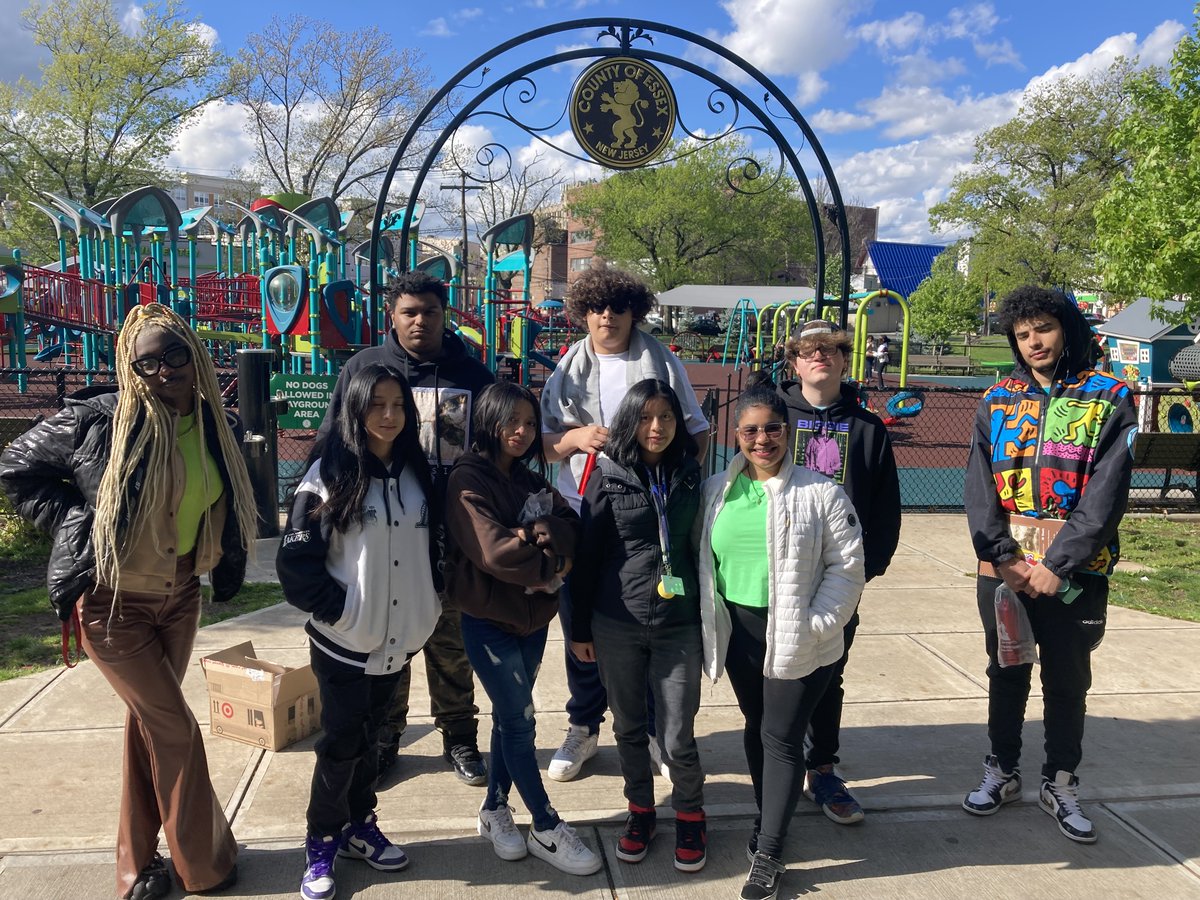 CCDOM1's tweet photo. The Catholic Charities LifeSet program recently held a picnic event for all current and past LifeSet Young Adults.
The event was held in conjunction with the @CarePlusNJ LifeSet program, as well as @OneSimpleWish
#CatholicCharitiesDOM #LifeSet #OneSimpleWish #fostercare https://t.co/gqa2GywfSn
