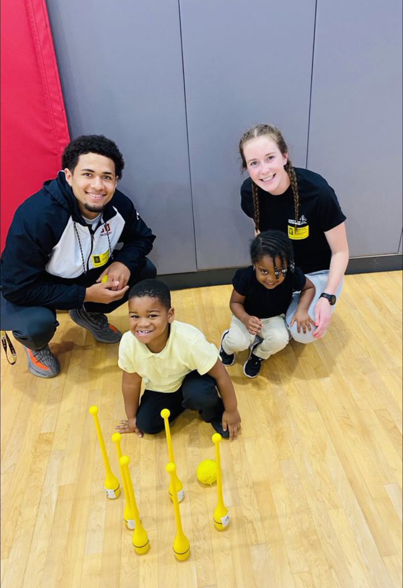 Kriddell2's tweet photo. Always a fun day at West Salisbury Elementary! Great kids, and great learning opportunities. Thank you for having us @DrHarlanEagle ⭐️ @dsp643  #PHED175 https://t.co/gB7tdjgkXu