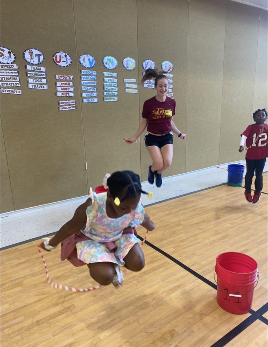 Kriddell2's tweet photo. Always a fun day at West Salisbury Elementary! Great kids, and great learning opportunities. Thank you for having us @DrHarlanEagle ⭐️ @dsp643  #PHED175 https://t.co/gB7tdjgkXu
