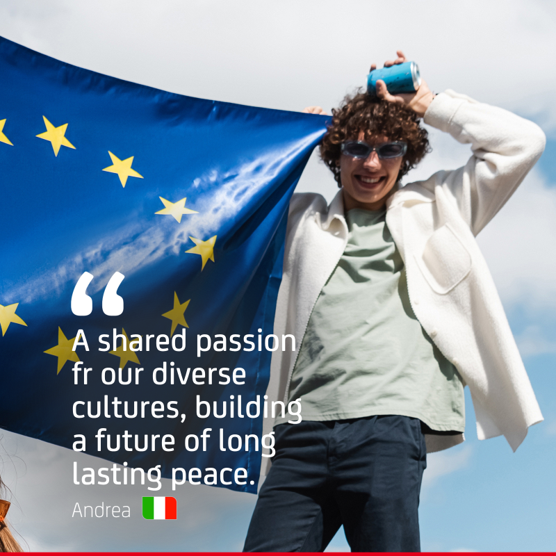 UniCreditEurope's tweet photo. This evening, the blue of the European flag will light up #UniCreditTower's spire and the sky of Milan. As UniCredit we celebrate #EuropeDay, an anniversary that reminds us of how our continent is founded on peace and unity. ๐ช๐บ
#UniCredit #OurCommunities