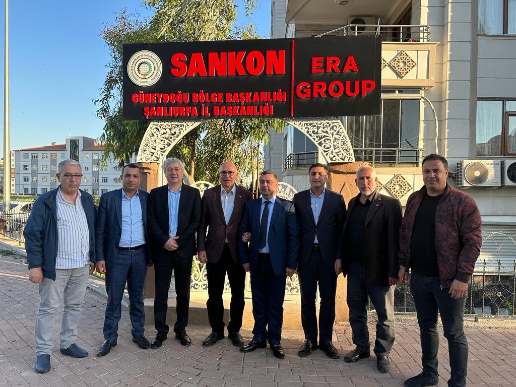 CHP Şanlıurfa Milletvekili Adayları SN <a href="/MTanal/">Av.Mahmut TANAL</a> SN <a href="/akalinmc/">Müslüm C. Akalın</a> ZMO Odası Bşk SN <a href="/abdullahmelik63/">Abdullah Melik</a> ve heyetinin SANKON İl Başkanlığına yapmış olduğu ziyaretten dolayı teşekkür ederiz. <a href="/MehmetAliAkba12/">Mehmet Ali Akbaş</a> <a href="/berivangokoglu/">Berivan Gökoglu Yıldızsoy</a> <a href="/resat_yazar/">Reşat Yazar</a>