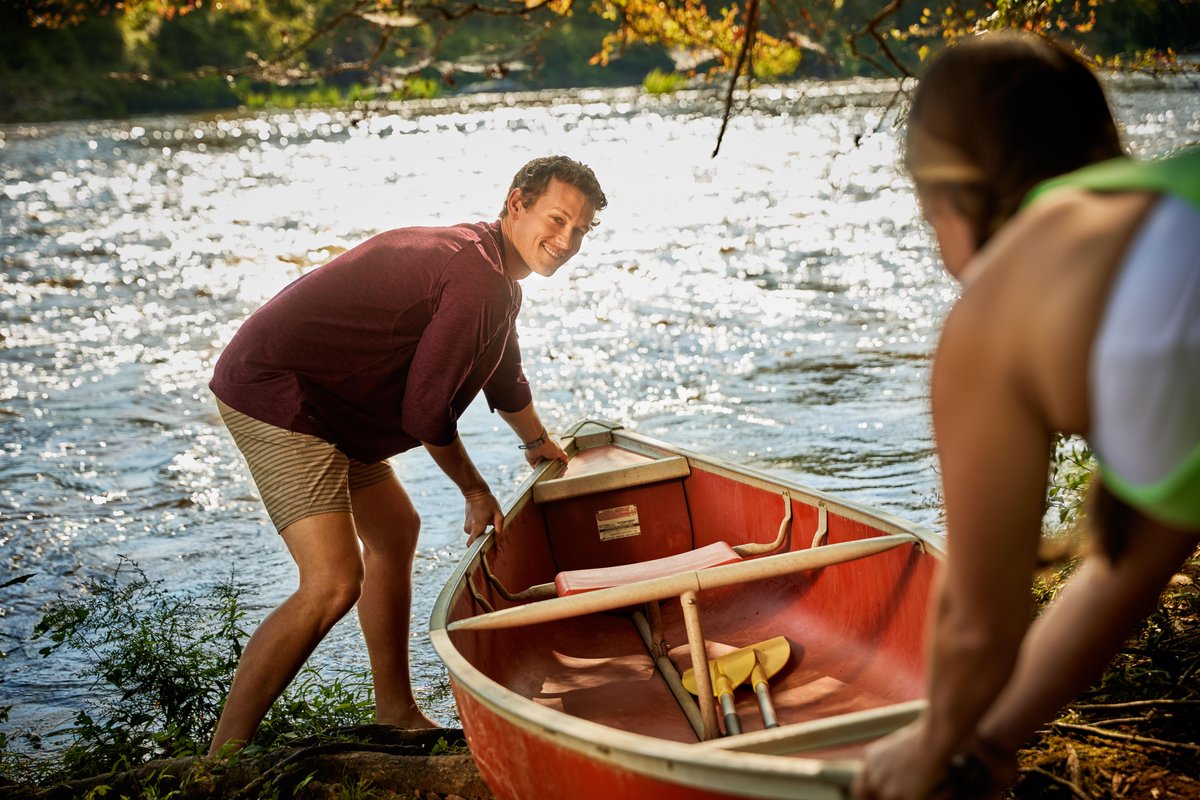 ChathamParkNC's tweet image. Have you gotten outside recently? Chatham Park's close proximity to Haw River is the perfect opportunity to take in a beautiful North Carolina Spring day. Take a leisurely paddle down the Haw River and enjoy our beautiful state!

#ChathamParkNC #HawRiver #PittsboroNC