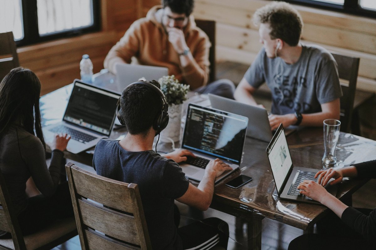 The Future of... Place 🏡

How are the places where innovation happens evolving to meet the needs of start-ups, scale-ups and grown-ups?

Join us on May 10th for a panel and discussion on ‘The Future of….Place’.

arcgroup.io/oxford/events/…