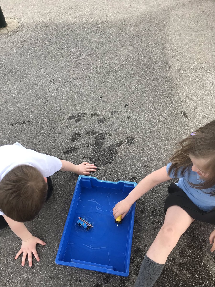 TH_AfterSchoolC's tweet photo. Having fun in the Sun in after school today club ☀️#proudtoachievetogether @TangHallPrimary @PathfinderMAT https://t.co/ttihy8wWNH