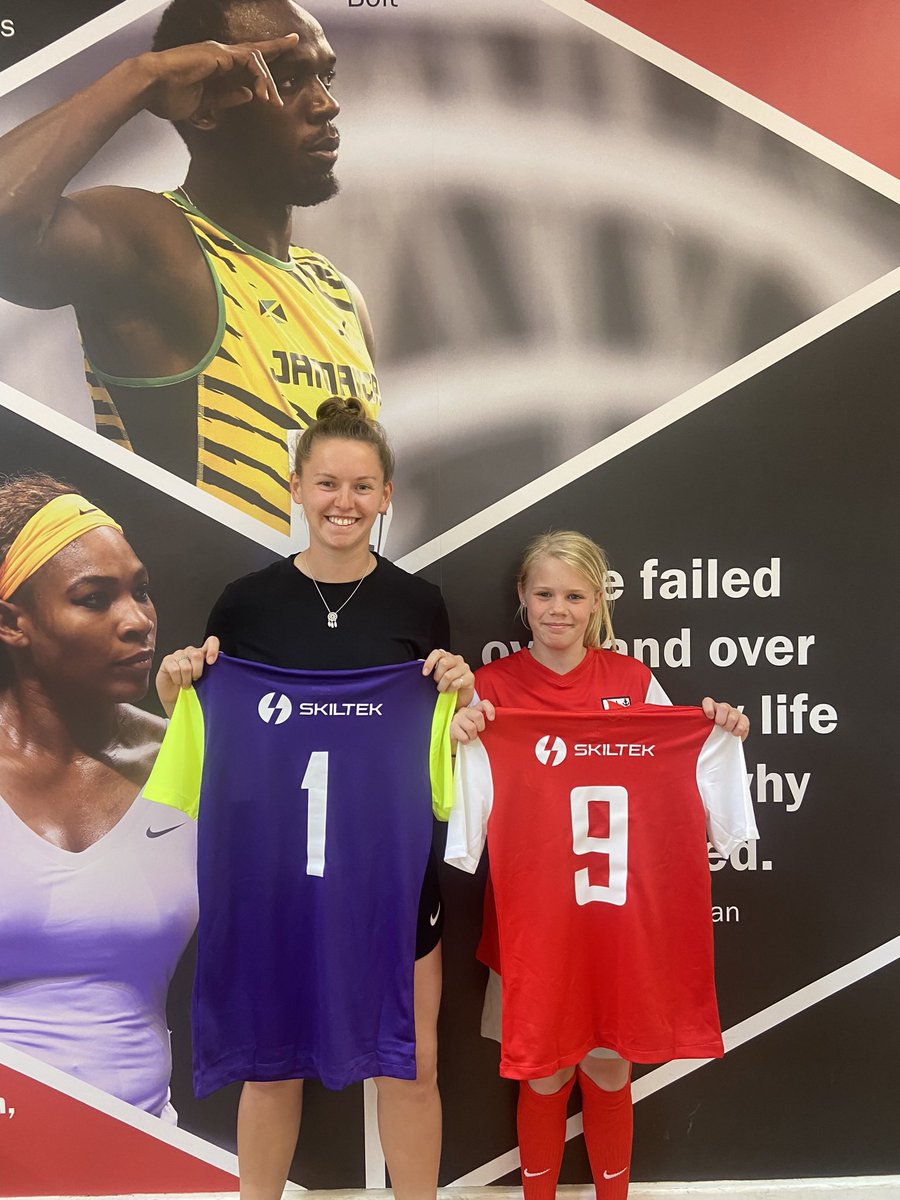 skilteksport's tweet photo. Skiltek and @hufcacademy have donated a football kit to @StLensCEAcademy in partnership with Starling Bank for their girls football team. 

The kit was presented to Miss Roberts and one of the players ready for their competition next week! Good Luck Girls!⚽️

@Stlenssport https://t.co/UIRItzUqzZ