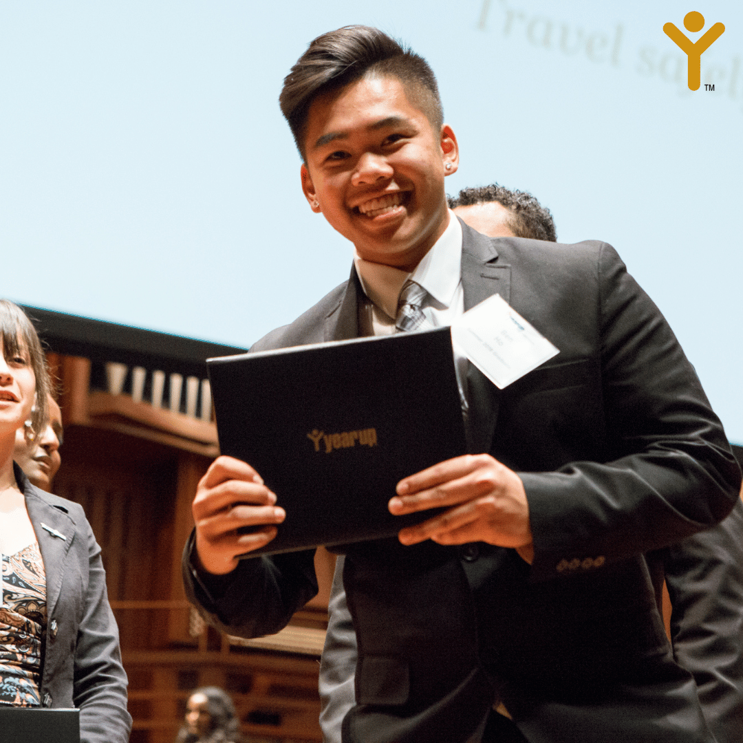 YearUpBayArea's tweet photo. This can be you at your Year Up graduation! Don't miss your chance to jump start your career. Join us by using the link in the bio to apply today. https://t.co/K9zGHiHqlQ