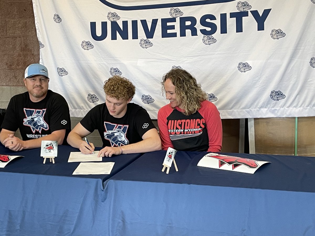 University Bulldogs (@udogathletics) on Twitter photo Congrats Paxton Daggett. NLI for wrestling at Western Wyoming. <a href="/BobbyDFernandez/">Bobby Fernandez</a> <a href="/B2BBulldogs/">University Schools</a> Congrats Paxton Daggett. NLI for wrestling at Western Wyoming. <a href="/BobbyDFernandez/">Bobby Fernandez</a> <a href="/B2BBulldogs/">University Schools</a>