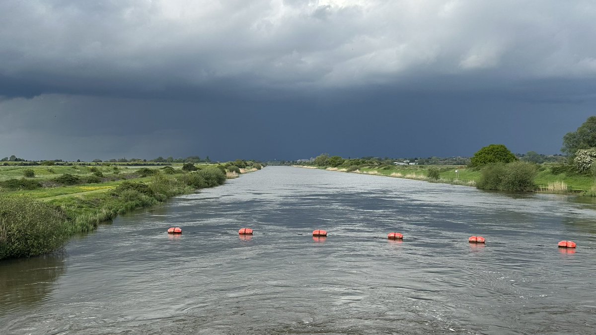 👀 #RiverGreatOuse Relief Channel #DenverSluice #Norfolk 

#cloudscape #TheFens