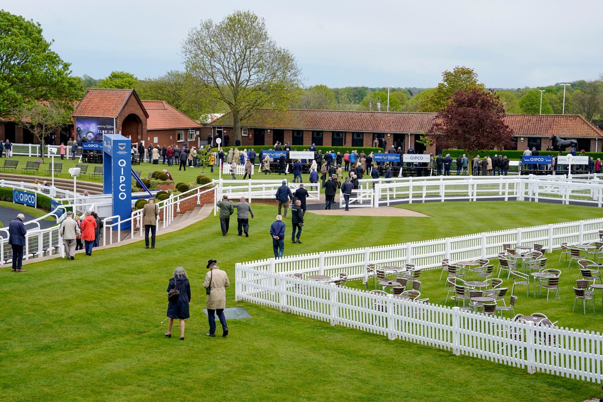 DuralockUKLtd's tweet photo. Duralock fencing in action at the QIPCO Guineas Festival π
This weekend Frankie Dettori triumphed in his last 2000 Guineas and Oisin Murphy enjoyed his second Classic success in the 1000 Guineas.
#Duralock #PerformanceFencing #BoundariesWithoutLimits https://t.co/mTfe5y9uYV