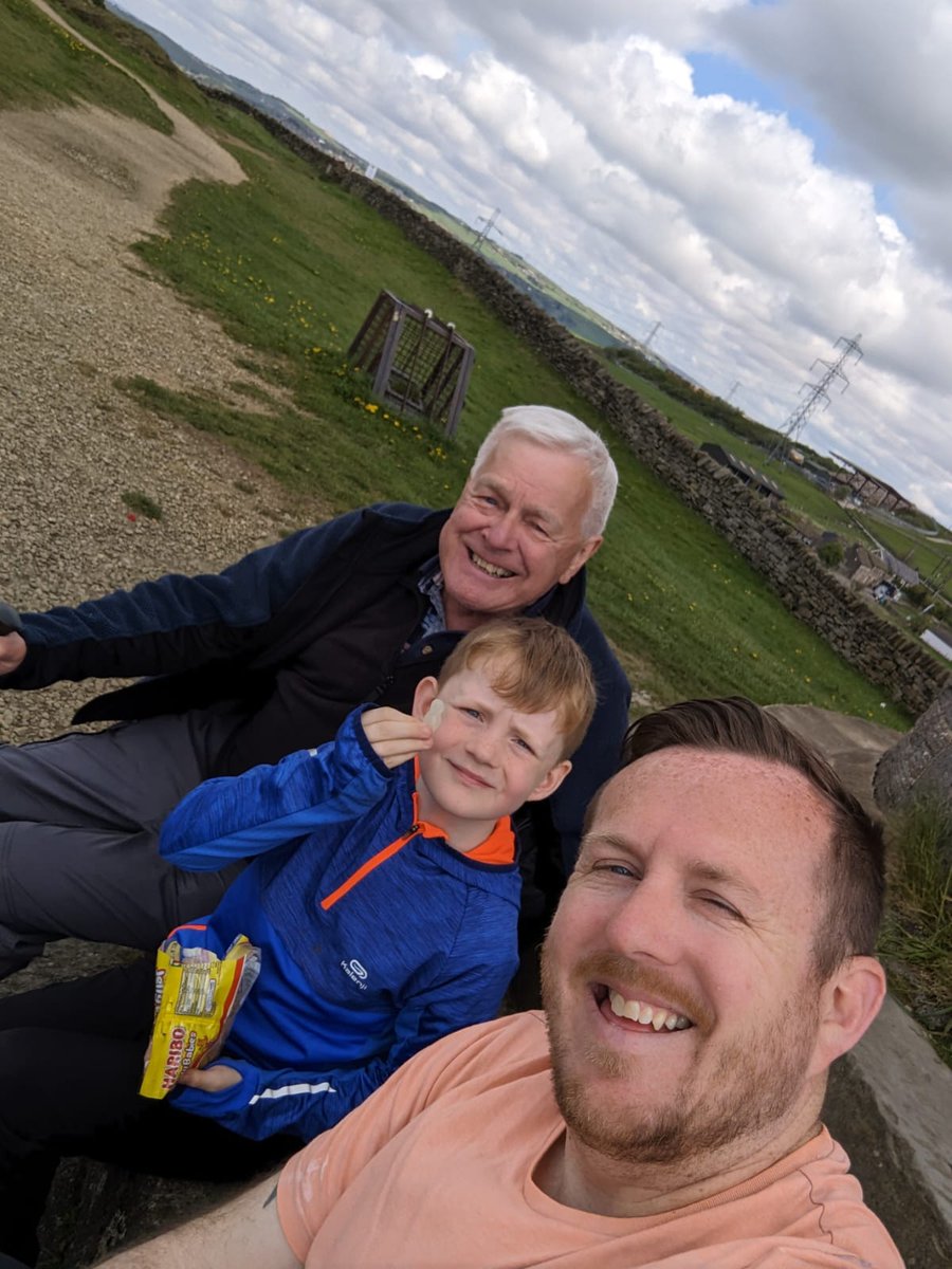 CeriMcB's tweet photo. Elliot had such a good time on his Y4 trip to Hartshead Pike that he went back this weekend with his Dad and Grandad. He led the route all the way to the top and finished the walk with a well deserved pub lunch! 
@MissV_Holland @inspire_pe @Inspire_Ashton https://t.co/g2mJYBpIwX