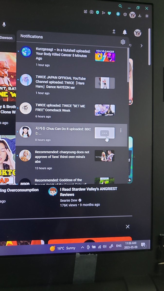 kkittykkat344's tweet photo. does anyone know what this video was? I've lost the notification everywhere else because I accidentally swiped it and now the video is taken down #LOONA https://t.co/gWuaWNjkpn