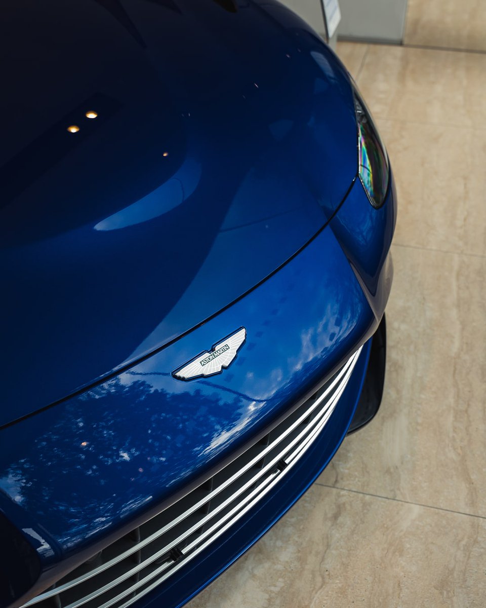 AstonMartinLDN's tweet photo. Every angle is our best in Ion Blue.
Made to be admired. Aston Martin Vantage.
#AstonMartinLondon #AstonMartin #IonBlue #AlloyWheels https://t.co/d3H3bgK5Pl