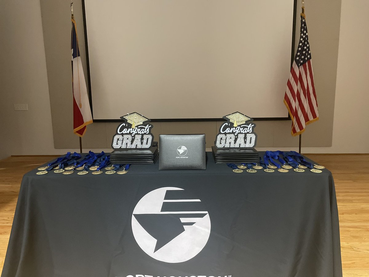 HISDCTE's tweet photo. @WeAreHCCS celebrating @JackYatesHigh Maritime Academy graduation  class of 2023 🎓  @Port_Houston #CareerOpportunities #maritime #PHPME @HoustonISD @HISD2College https://t.co/gaqR1aKop9