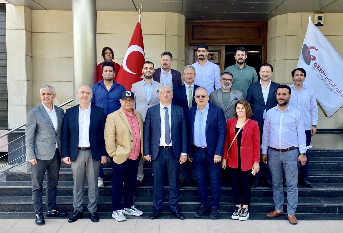 ilkergezersen's tweet photo. Milletvekili adayımız Sn Sadullah Kısacık ve teşkilat mensuplarımızla Germaksan’ı Uzun yıllar Sanayi odası yönetim kurulunda beraber çalıştığım değerli dostum Süleyman Gerdan’ı ziyaret ettik                                   @sadullahkisacik @devapartisi https://t.co/oaXuNqPrPA