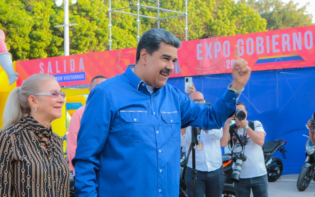 mippci_ven's tweet photo. #9May| 🇻🇪 📢 ¡ETIQUETA DEL DÍA! ▶️ 

#MaduroMásPueblo

¡Invencibles! https://t.co/d1X1UJkJCF