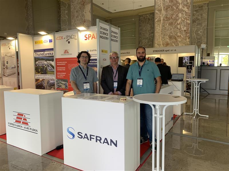 SafranNT's tweet photo. Our team is exhibiting this week at the 14th International Particle Accelerator Conference in Venice, Italy.
Pictured are Javier Benavides, John Fischer and Antonio Miguel Lopez.
#SafranEvents #Safran #PoweredbyTrust #ResilientPNT #PNT https://t.co/8T5PzMGHzK