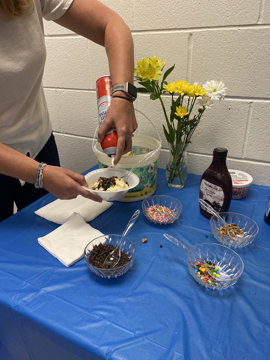 RBWTinyTigers's tweet image. I scream, you scream, RBW staff screams for an ice cream sundae bar!  Thanks to our amazing admin for the special treat today!
