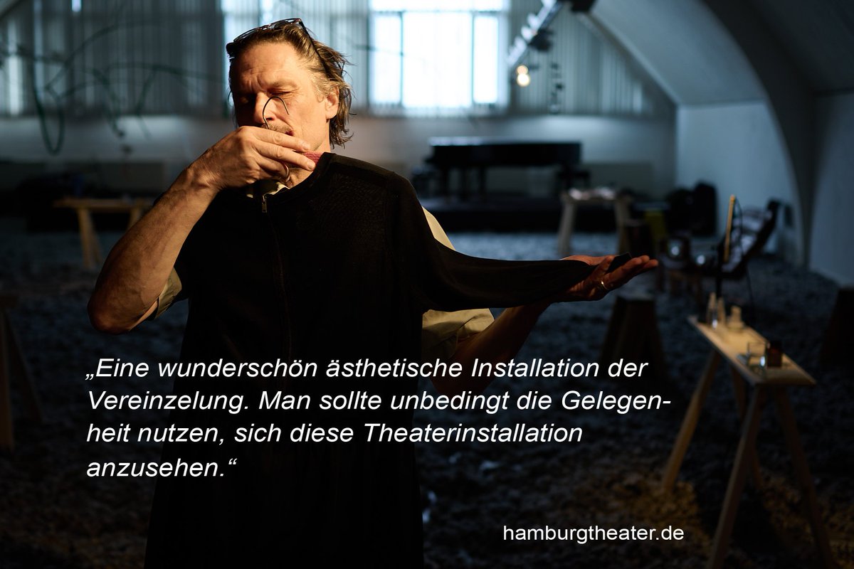 TeamHelge's tweet photo. https://t.co/zq6ejqrmBz #Hamburg #Theater #Einsamkeit https://t.co/K1184wnb70