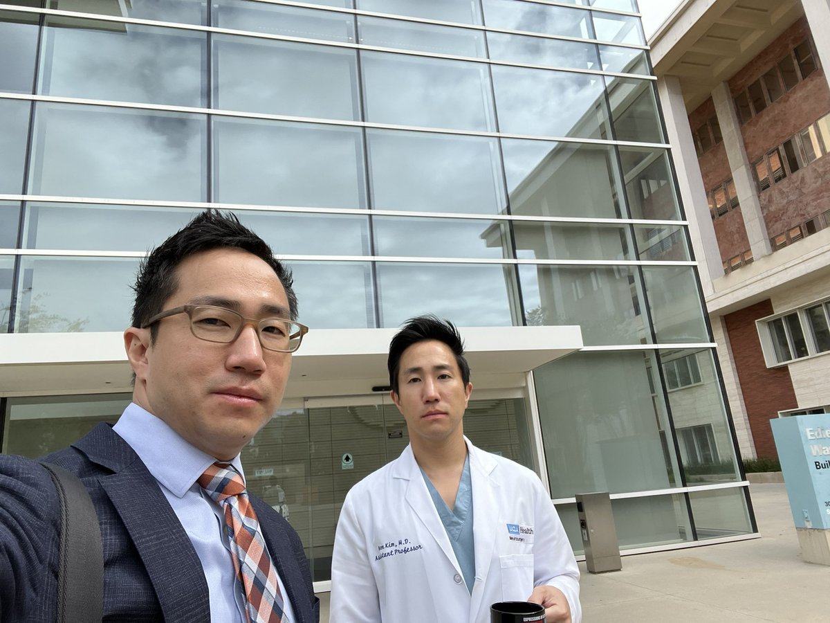 Thank you @AnnRaldow_MD and @MSteinbergMD for allowing me the opportunity to discuss #rectalcancer and preop MRgRT (@viewray) @UCLAJCCC. Great group of residents and faculty!

Also thanks to my #neurosurgeon twin @inspired_brain for showing me the LA food scene.