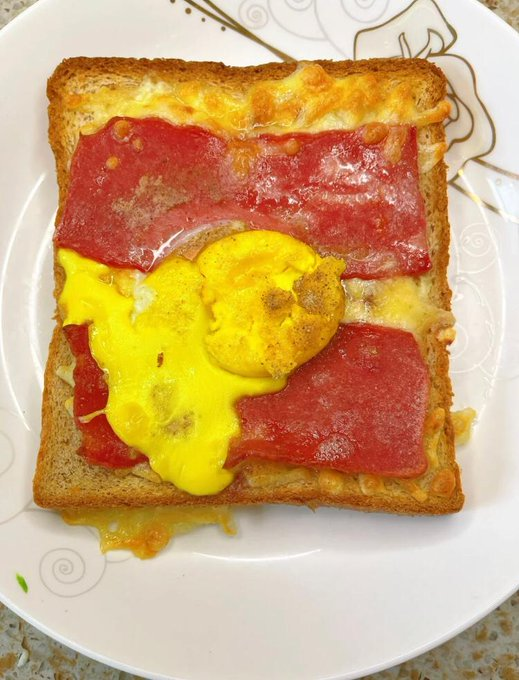 Anne7342's tweet photo. Delicious breakfast, anyone to share?😜 https://t.co/UTBin8pq1E