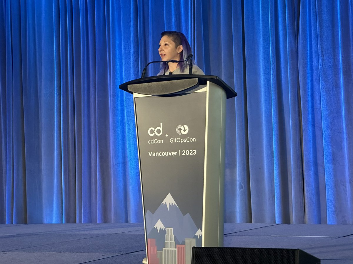 JenInnovate's tweet image. .@LoriLorusso and @christianh814 kick off Day 2 of #cdCon + #GitOpsCon in #Vancouver. @OpenGitOps @CDFoundation #RedHat #JFrog @redhatopen #opensource #gitops #cd