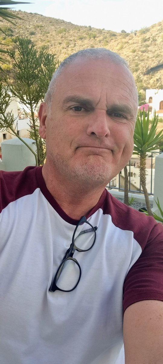 Carl Phillips tweet media