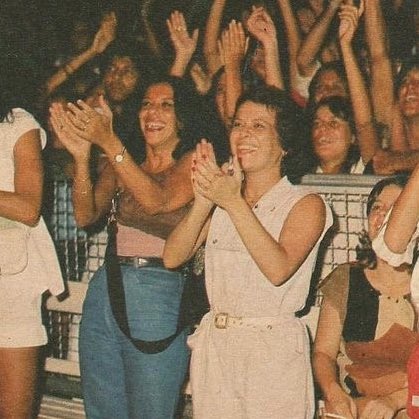 ptensa's tweet photo. essa foto foi tirada num show da Rita. 
hoje eu imagino o céu assim. https://t.co/YWmNBVsk5c