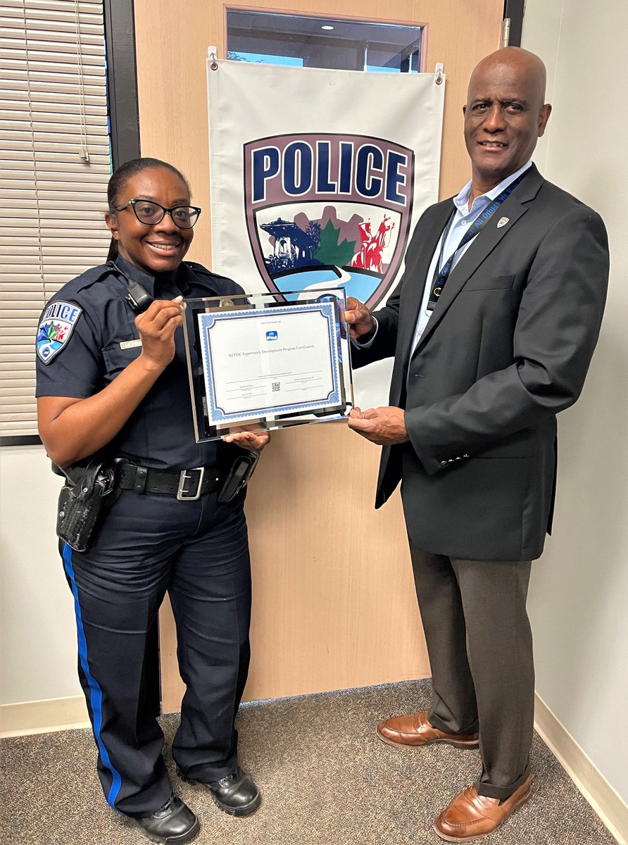 MCCPoliceDept's tweet photo. Congratulations to Officer McHenry on completing the KCPDC Supervisory Development Program! https://t.co/Ss2PQE2Fit