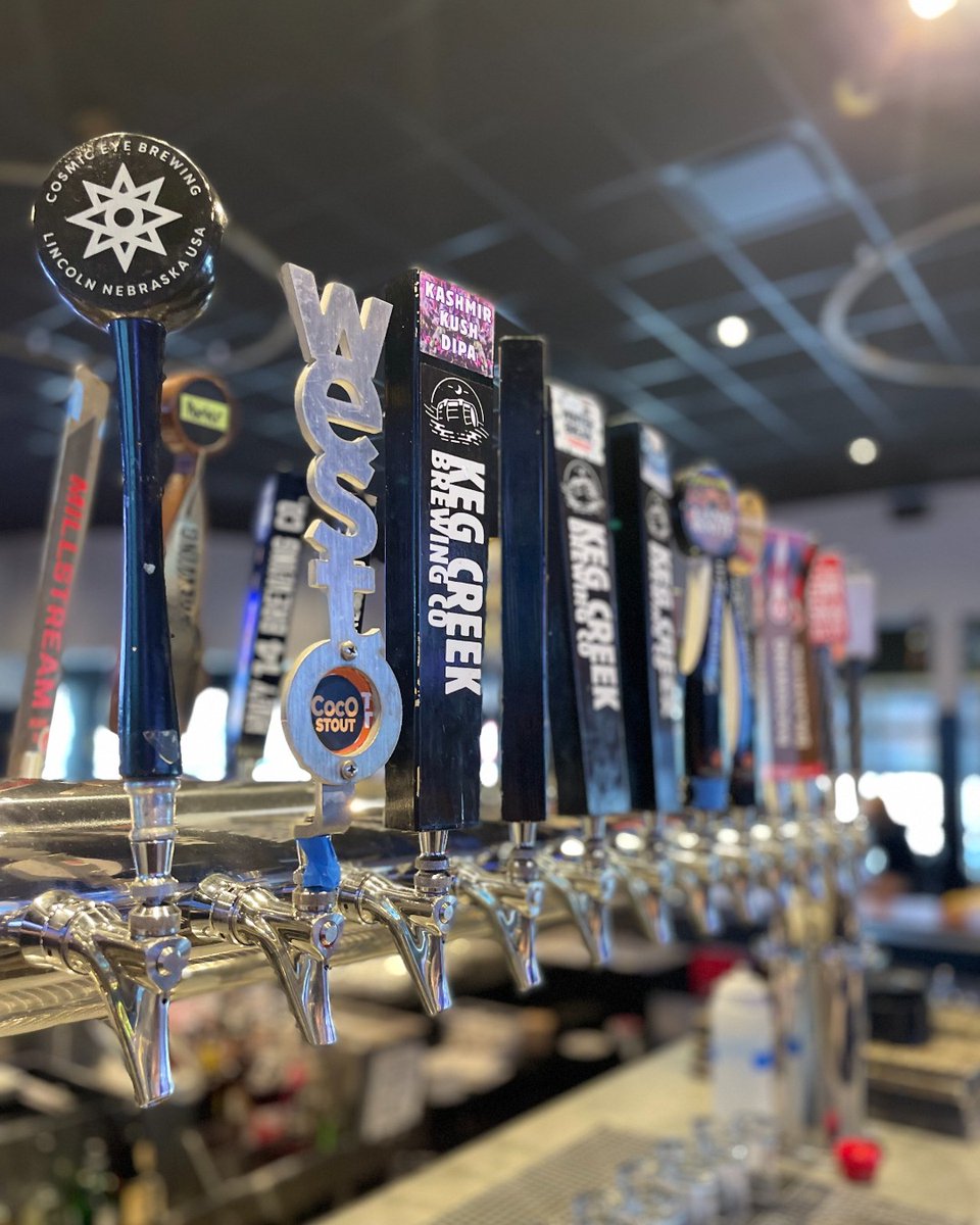 LocalBeerCo's tweet image. LBPK: where the beer is always cold and the vibe is always hot! 🔥🍻 Join us for a pint or two and let's make some memories worth forgetting...or not. 😉 

#LBPK #ColdBeerHotVibes #CheersToGoodTimes