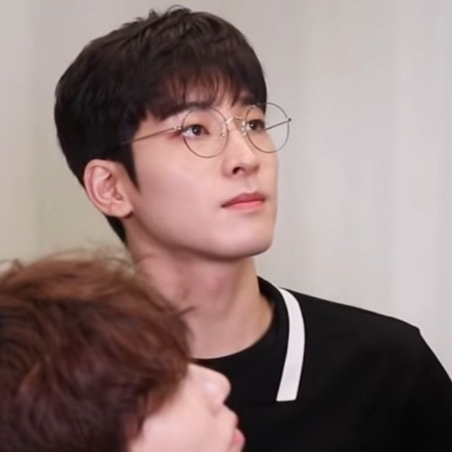 jww_enthusiast's tweet photo. Jeon Wonwoo 🥺 https://t.co/7c21fy4e87