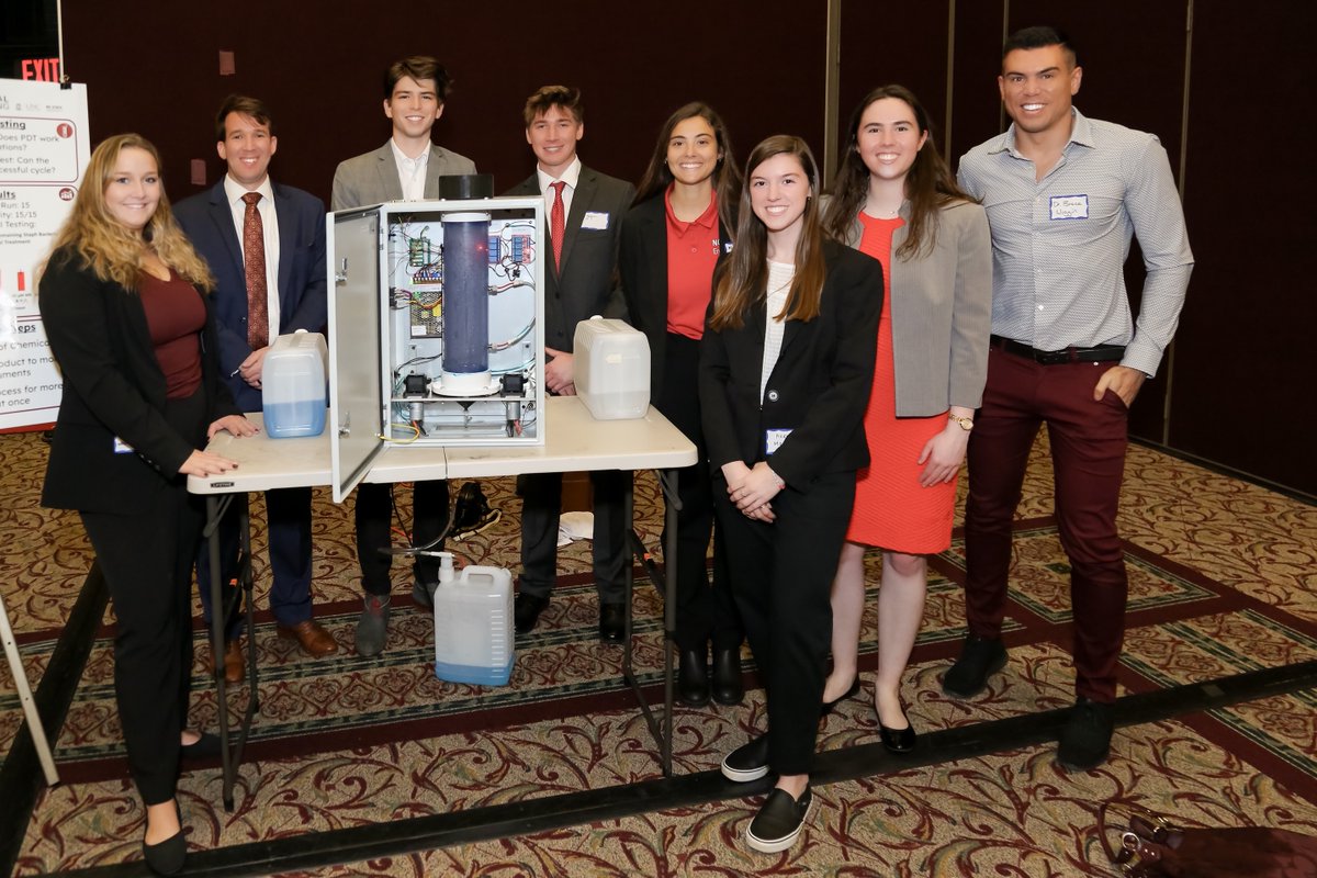 AsensusSurgical's tweet photo. Asensus was recently afforded an amazing opportunity to collaborate with the Joint Department of Biomedical Engineering | @UNC and @NCState Senior Design teams! A special shoutout goes to the Handm-Aid team for clinching first place at the Engineering Design Symposium!
#Asensus https://t.co/gnBtwYQ48S