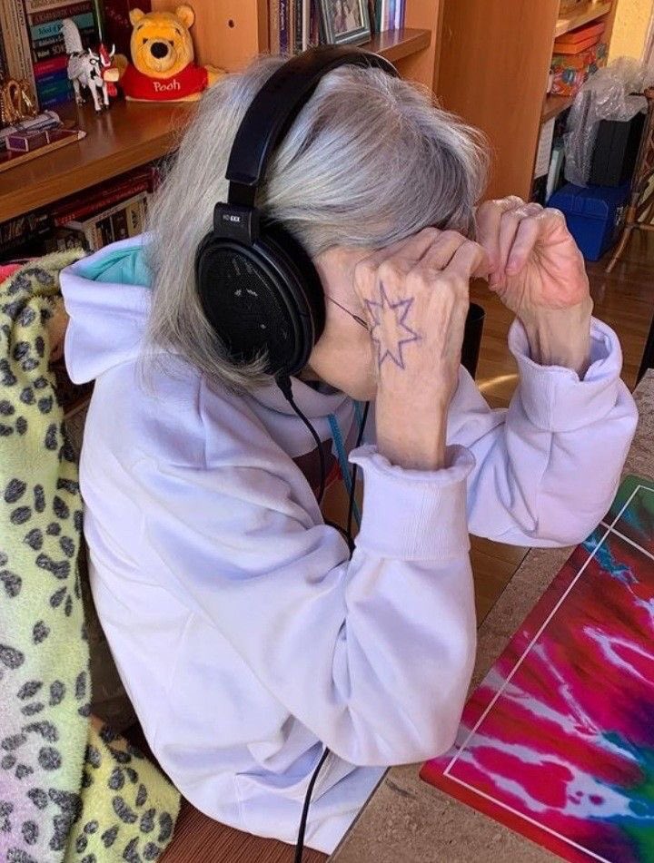 JONESDECARVALHO's tweet photo. nós te amamos, rita❤️ https://t.co/QFYYOR0wQG