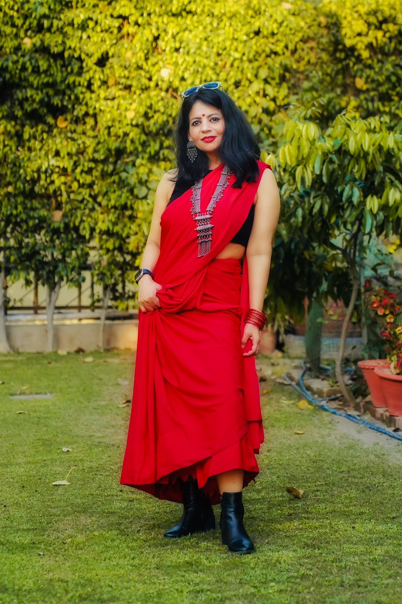 anuduasehgal's tweet photo. Hopping the trend ♥️ dropped a lot of red from my gallery
#Red #trend #RedSareeRun
@RunClubIndia https://t.co/ny4FTj3Yb4
