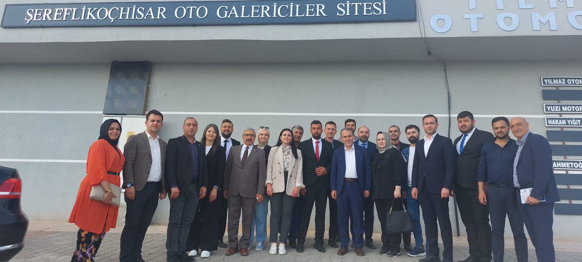s_erginsecim's tweet photo. Günümüzün son kısmında Şereflikoçhisar Ziraat Odası, Esnaf ve Sanatkarlar Odası, Ticaret Odası ve Org. Sanayi Bölgesini ziyaret ettik. Bölgede umut yüksek, değişim yakın. 

Teşekkürler Şereflikoçhisar! https://t.co/tOwERgESRC
