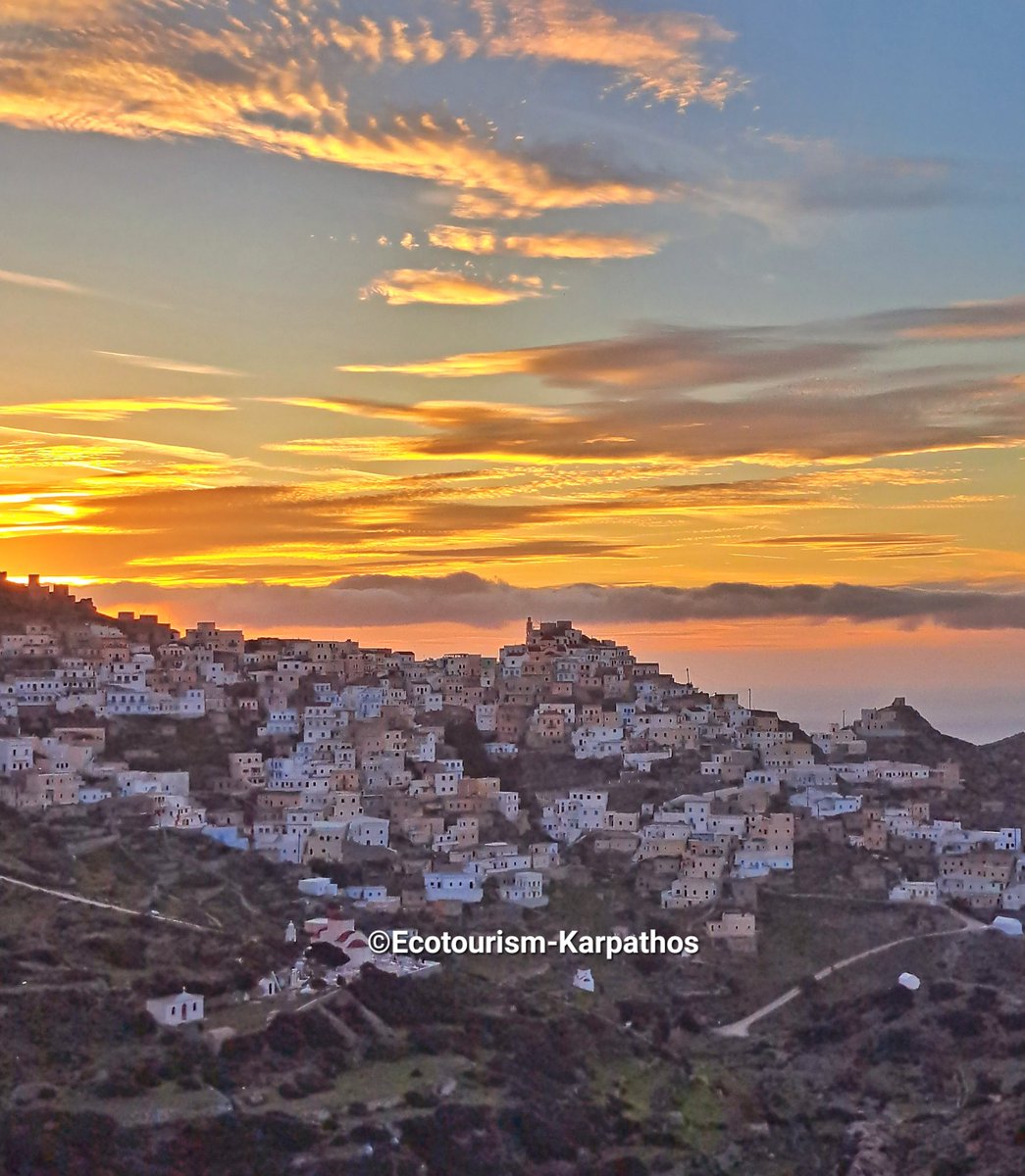 Discover the Real Olympos village!
A 2-hour guided tour in Olympos village gives you detailed information about the history, culture and architecture of that unique place!
If you don't have a car,  no problem, we can arrange your transportation from your hotel and back!