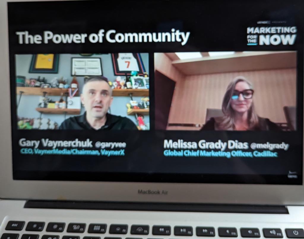 Concept of community - listen to everyone, also to those who are angry about your product or service and try to fix it! Have understanding and empathy! @melgrady @garyvee @FUTMentor @vayner_x
#marketingforthenow