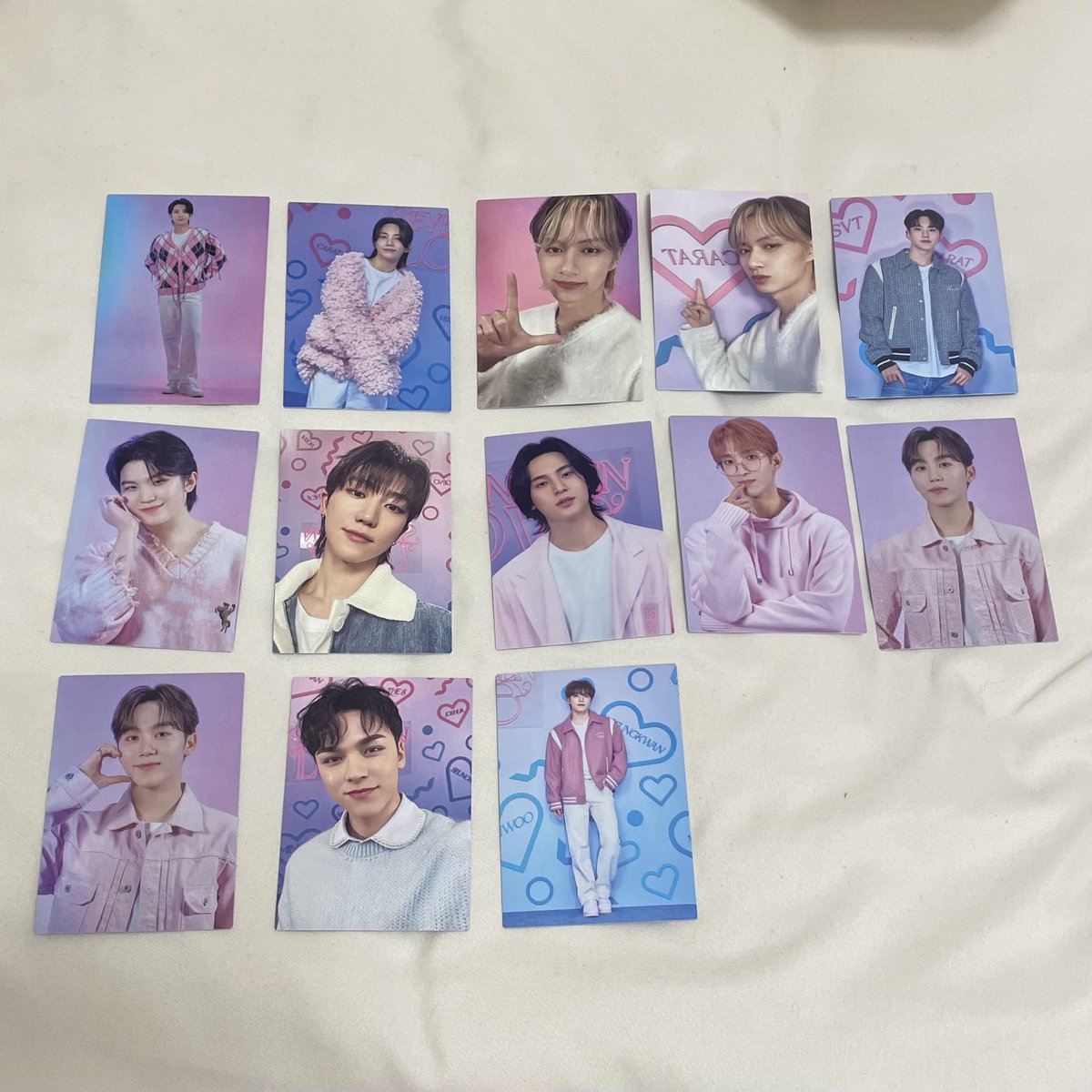 x_chrn's tweet photo. @svt_josh17 dm失礼致します！
こちらを所持しているのですが、
💕のトレカと交換可能なものはございますか？？
18日手渡し可能です！
御検討よろしくお願いします🙇🏻‍♀️ https://t.co/F9EvPPIHkr
