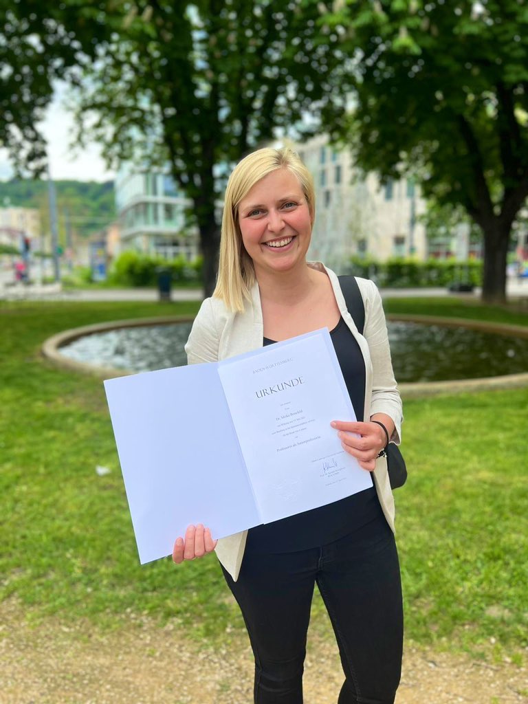 Meike Bonefeld tweet media