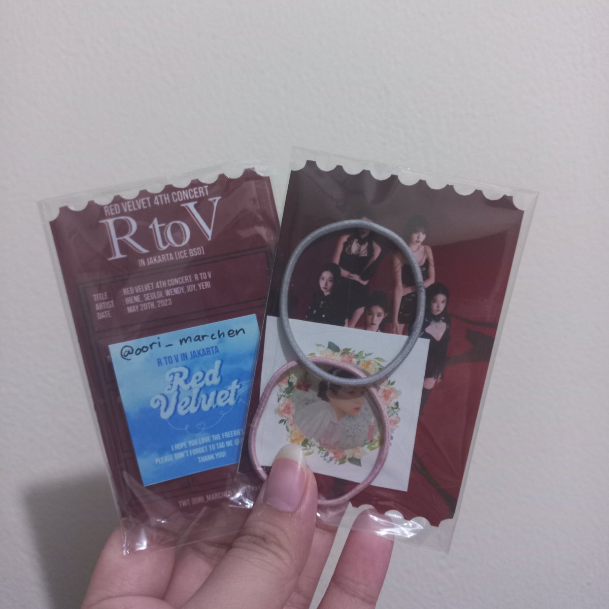 oori_marchen's tweet photo. Freebies nya sudah siap nih ♡ see you soon everyone! https://t.co/BXwUdCoTV1