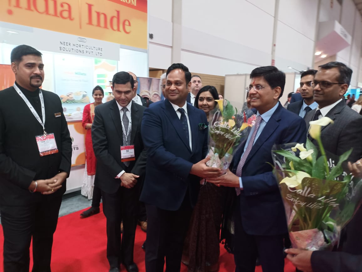 TPCI_'s tweet photo. Shri @PiyushGoyalOffc, Hon'ble CIM inaugurated the India Pavilion at @SIALCANADA 2023 in Toronto. Over 100 Indian Food &amp; Beverages Exporters participated in the India Pavilion organized by @TPCI_ @ITPODesk @APEDADOC &amp; @ASSOCHAM4India with the support of @DoC_GoI @HCI_Ottawa https://t.co/MSzdjCRr4P