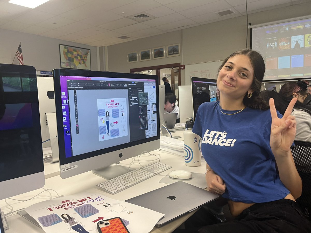 After two years, Hayley says ✌️ to the Courant as she works on her last issue! #dailytweet